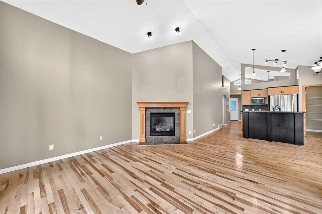 14 Brightondale Park Se, Calgary, AB