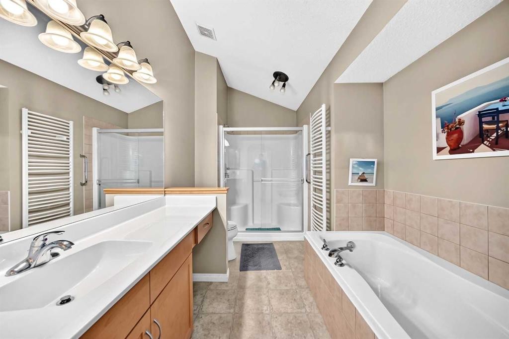 14 Brightondale Park Se, Calgary, AB