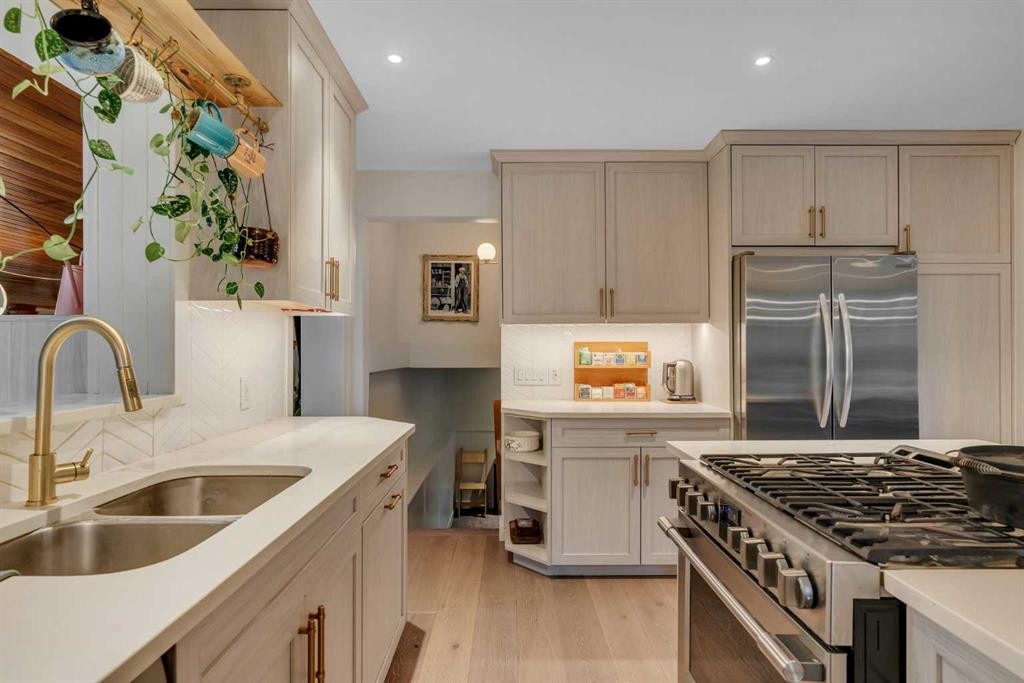 155 Brookgreen Drive Sw, Calgary, AB