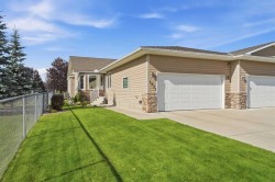 1931 Riverside Road NWHigh River, AB T1V 2B5