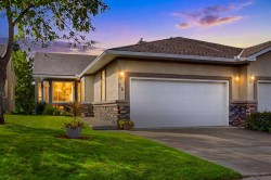 26 Mt Mckenzie Villas SECalgary, AB T2Z 2P9