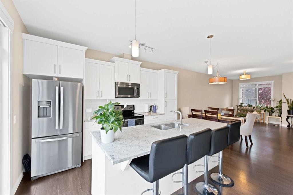 563 Evanston Manor Nw, Calgary, AB