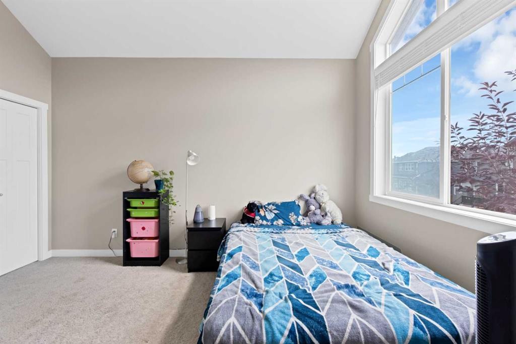 563 Evanston Manor Nw, Calgary, AB