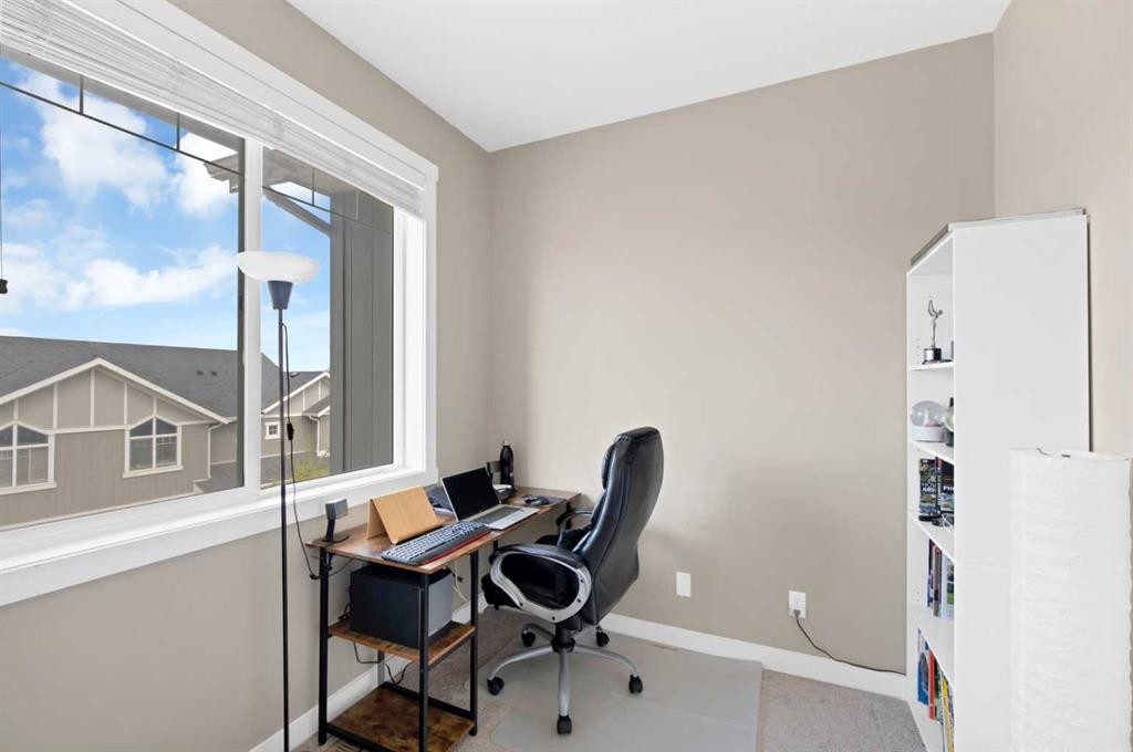 563 Evanston Manor Nw, Calgary, AB