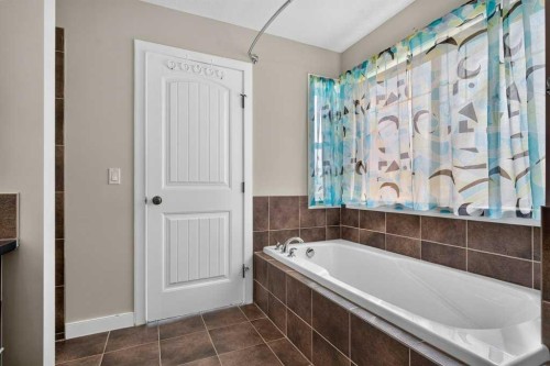 23 Saddlebrook Court Ne, Calgary, AB 