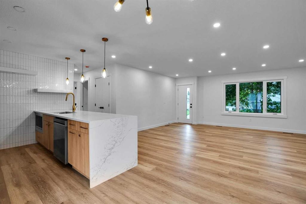 100 Fairview Drive Se, Calgary, AB