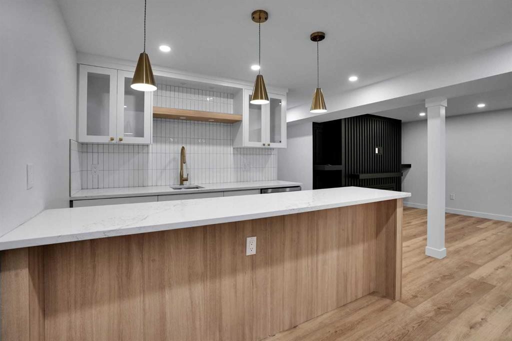 100 Fairview Drive Se, Calgary, AB