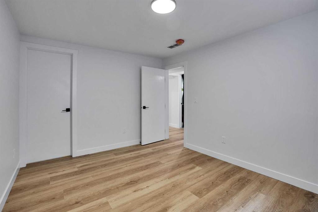 100 Fairview Drive Se, Calgary, AB