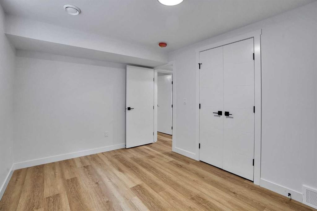 100 Fairview Drive Se, Calgary, AB