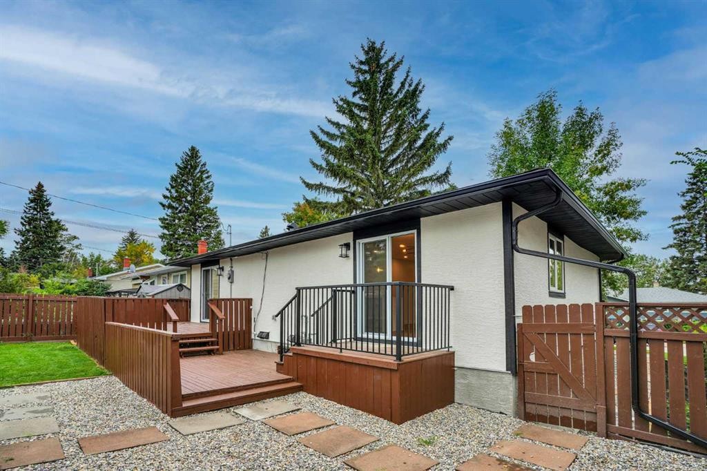 100 Fairview Drive Se, Calgary, AB