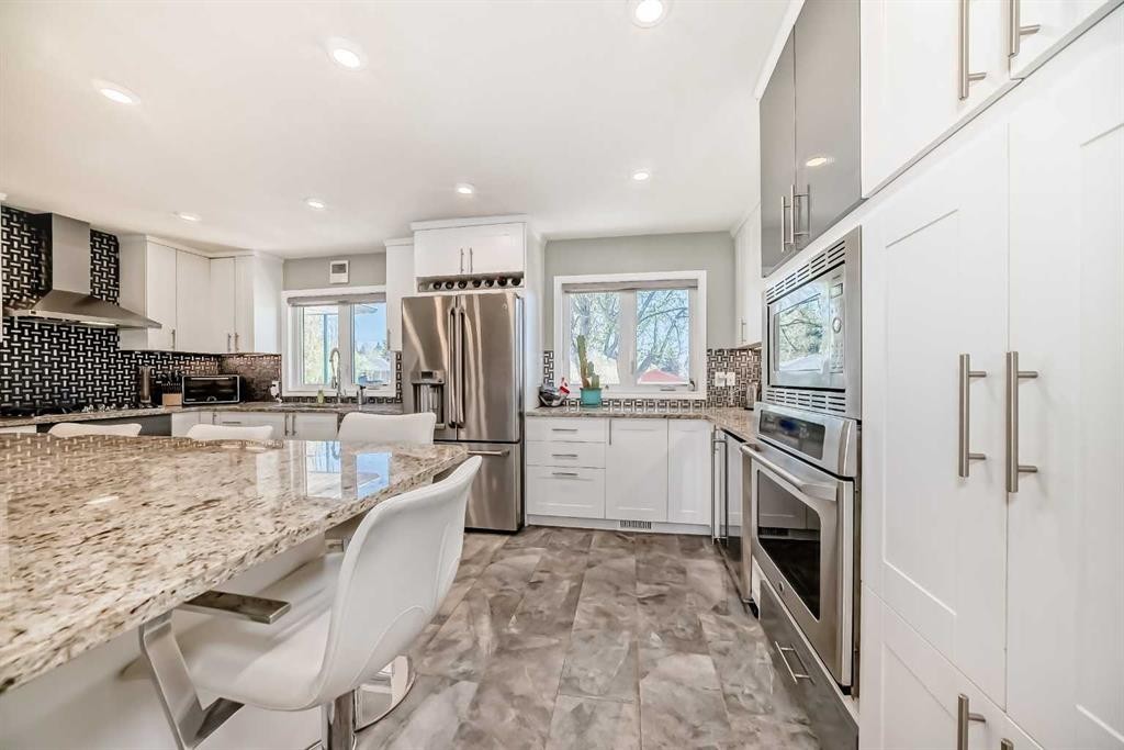 29 Chisholm Crescent Nw, Calgary, AB