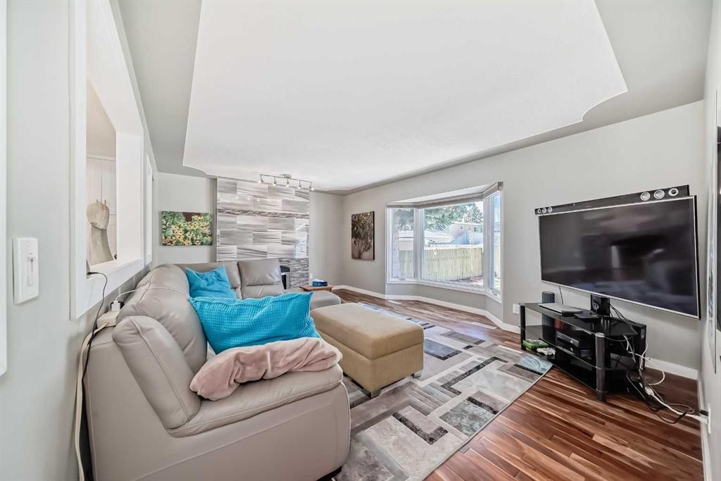 29 Chisholm Crescent Nw, Calgary, AB