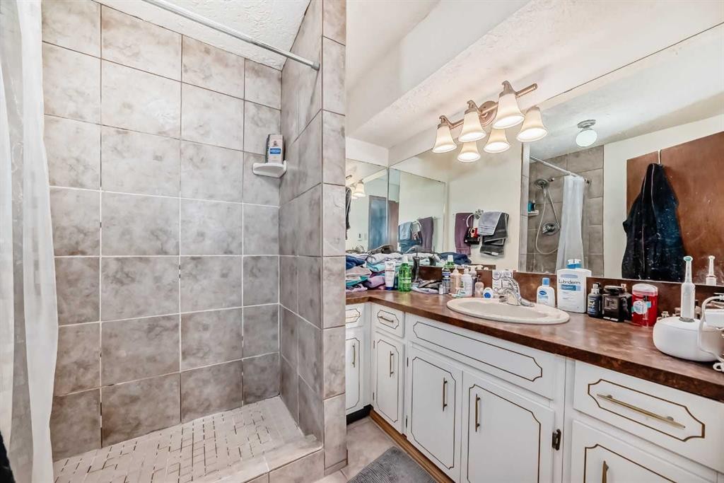 29 Chisholm Crescent Nw, Calgary, AB