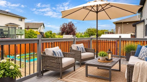 7198 Laguna Way Ne, Calgary, AB 