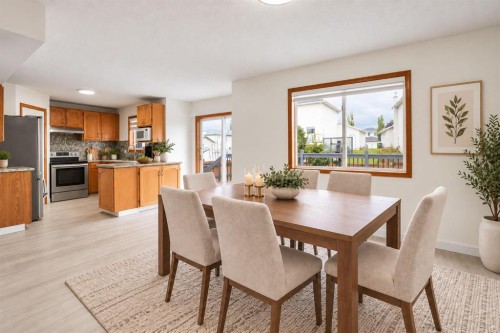 7198 Laguna Way Ne, Calgary, AB 