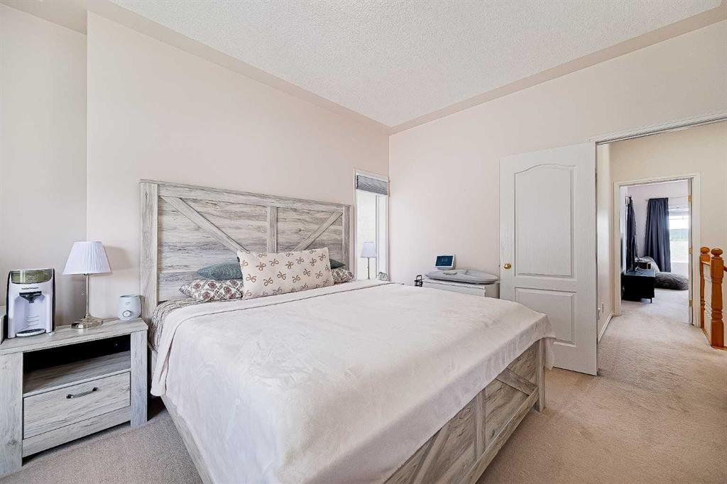 81 Sierra Morena Landing Sw, Calgary, AB