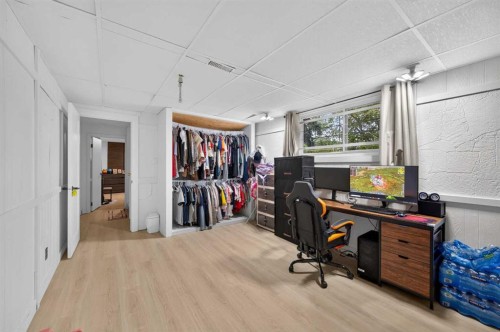 4604 29 Avenue Nw, Calgary, AB 