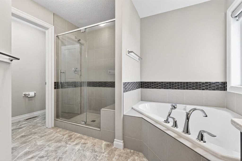 149 Marquis View Se, Calgary, AB