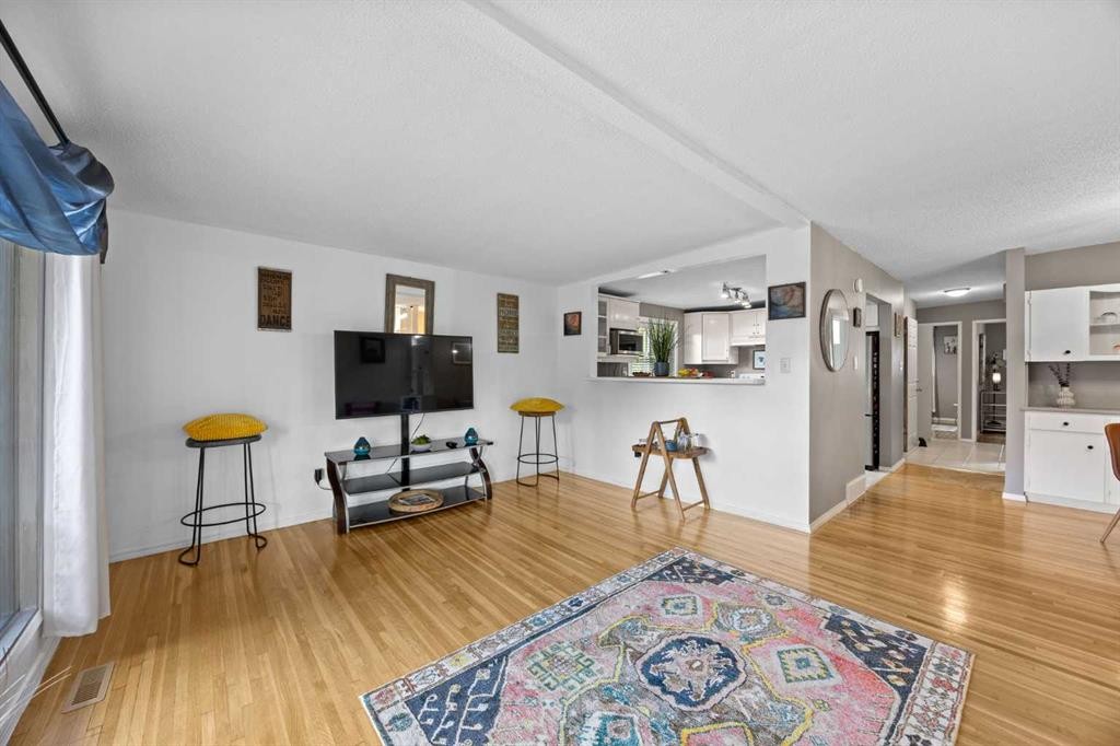 219 26 Avenue Ne, Calgary, AB