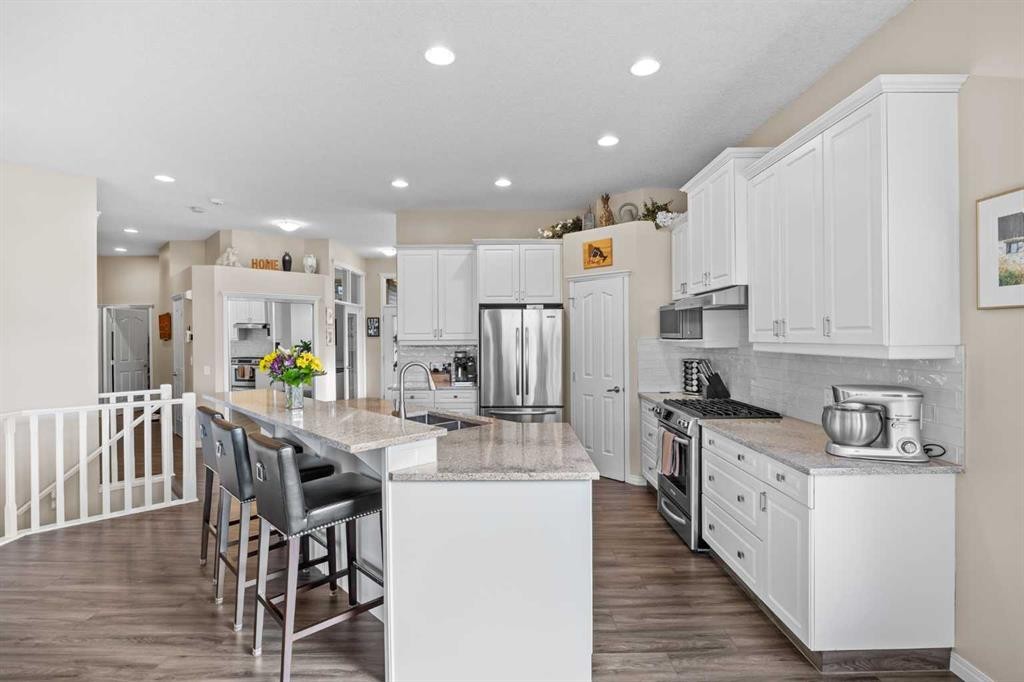 16 Royal Oak Heights Nw, Calgary, AB