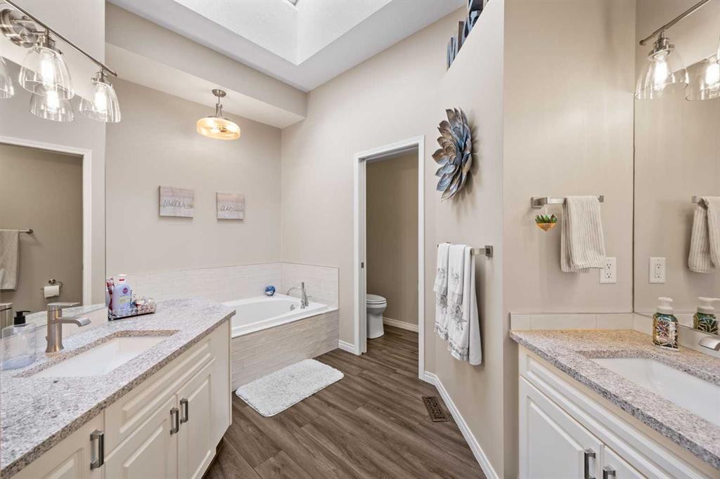 16 Royal Oak Heights Nw, Calgary, AB