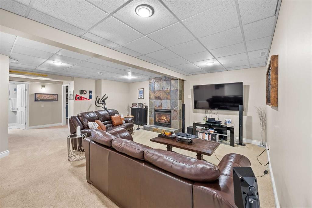 16 Royal Oak Heights Nw, Calgary, AB
