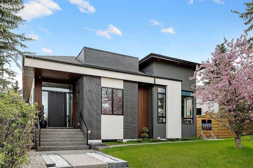 1027 39 Avenue Nw, Calgary, AB