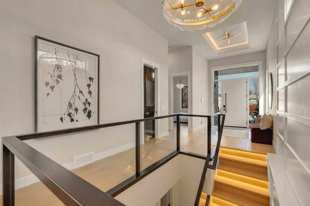 1027 39 Avenue Nw, Calgary, AB