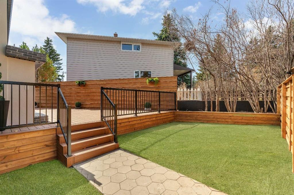 1027 39 Avenue Nw, Calgary, AB