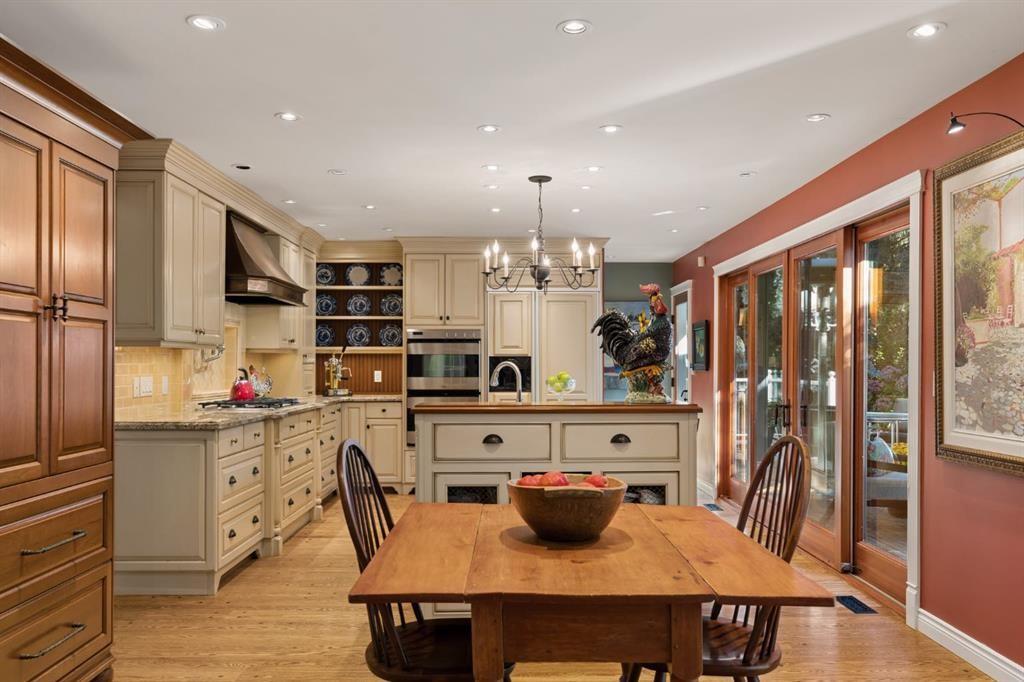 636 Wilderness Drive Se, Calgary, AB