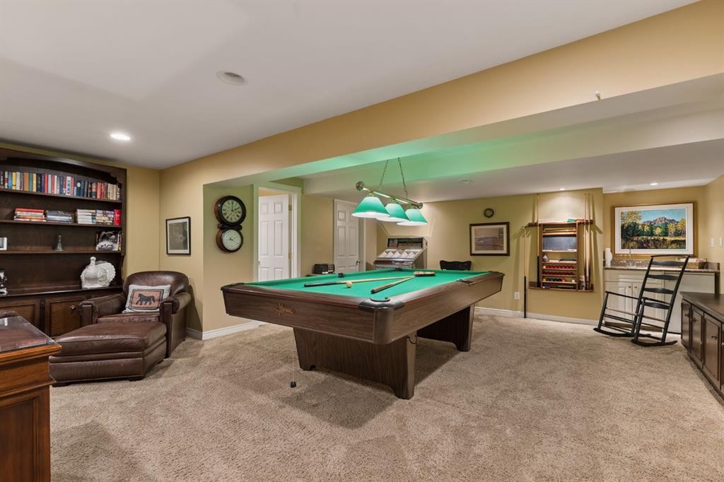 636 Wilderness Drive Se, Calgary, AB
