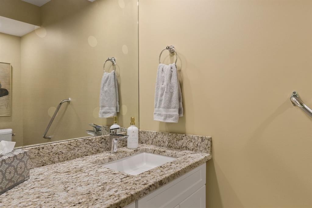 636 Wilderness Drive Se, Calgary, AB