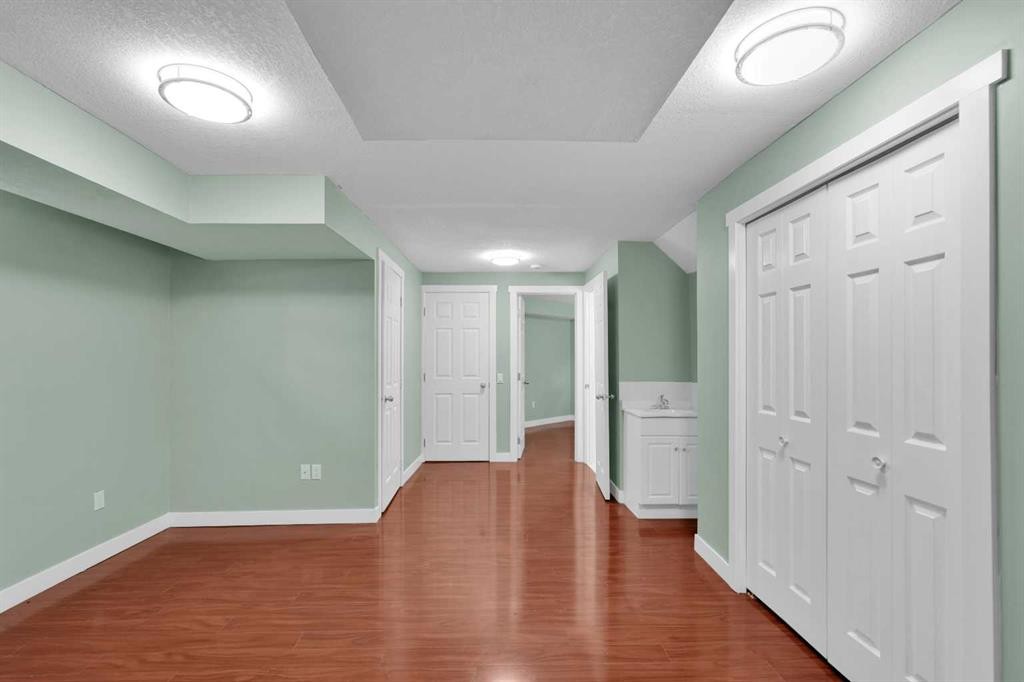 1080 Martindale Boulevard Ne, Calgary, AB