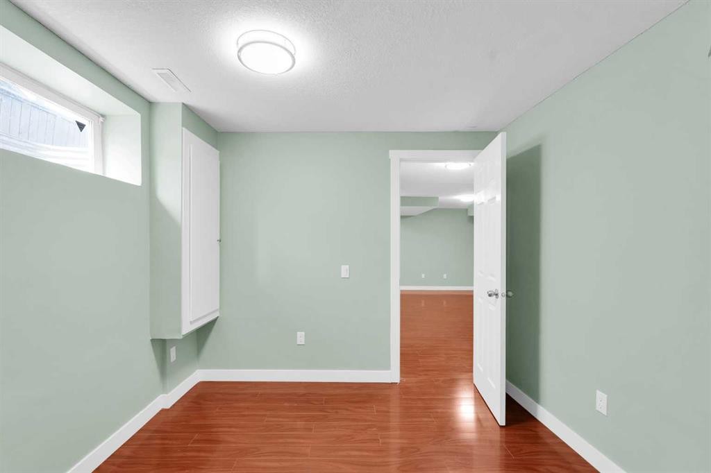 1080 Martindale Boulevard Ne, Calgary, AB