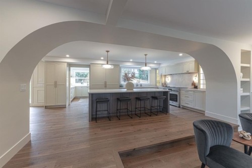 1040 Edgemont Road Nw, Calgary, AB 