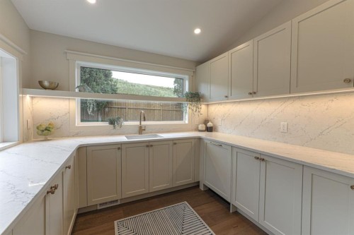 1040 Edgemont Road Nw, Calgary, AB 