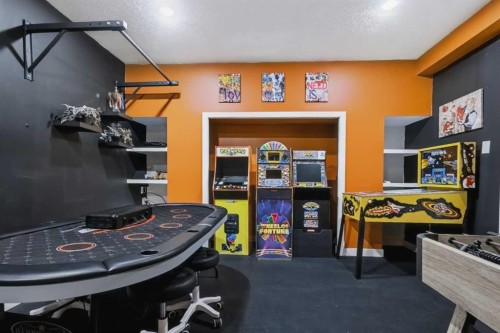 4 Cranarch Bay Se, Calgary, AB 