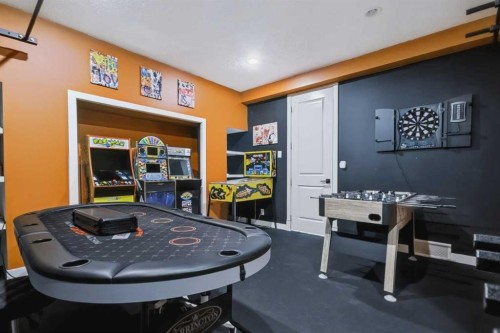 4 Cranarch Bay Se, Calgary, AB 