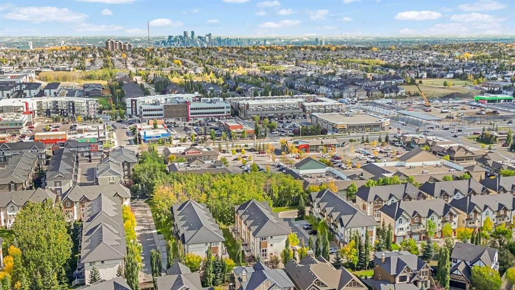 1010 Wentworth Villas Sw, Calgary, AB