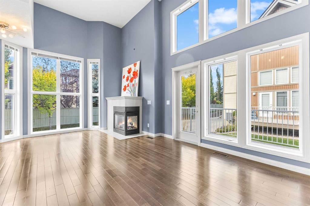 1010 Wentworth Villas Sw, Calgary, AB