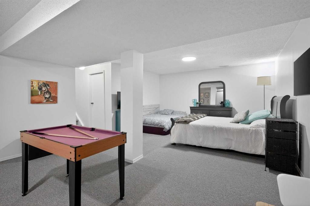 10704 Maplecrest Road Se, Calgary, AB
