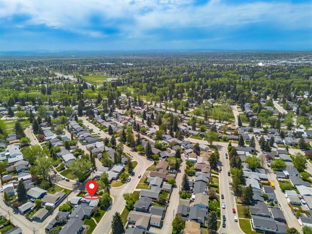 10704 Maplecrest Road Se, Calgary, AB