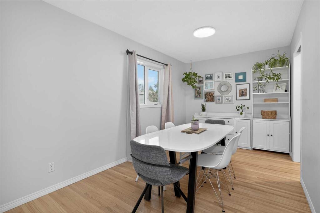 10704 Maplecrest Road Se, Calgary, AB