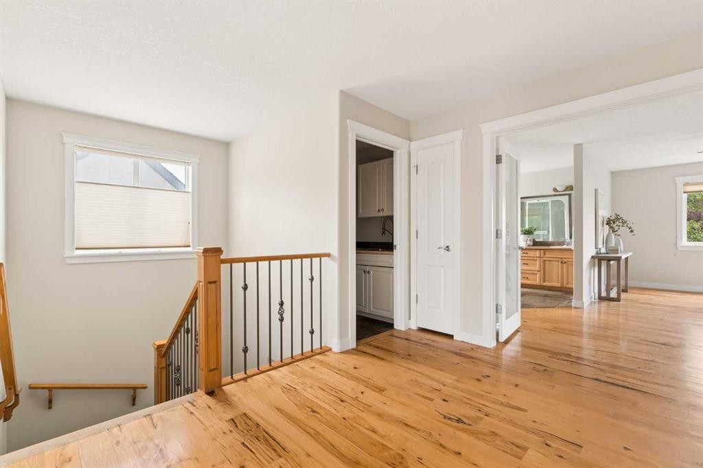 4649 20 Street Sw, Calgary, AB