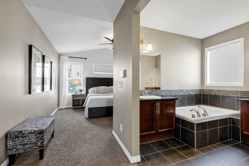 62 Panamount Plaza Nw, Calgary, AB