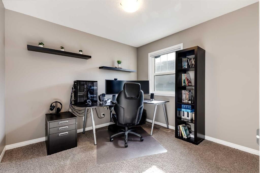 62 Panamount Plaza Nw, Calgary, AB
