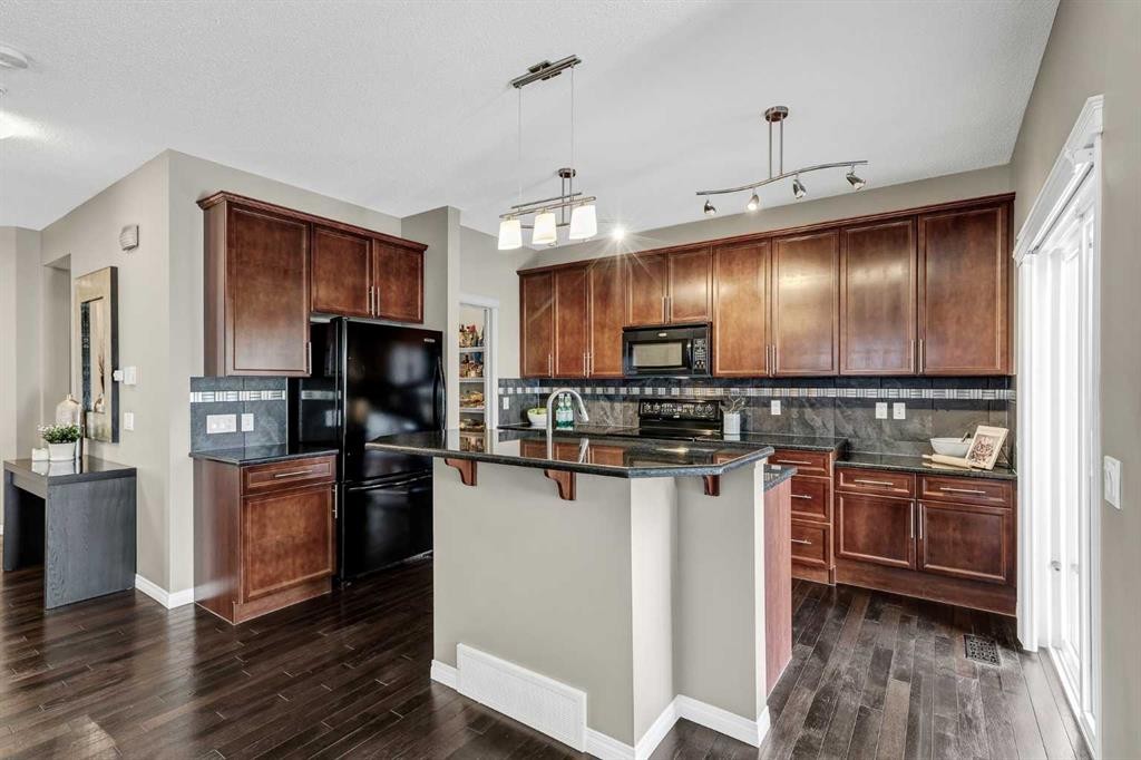 62 Panamount Plaza Nw, Calgary, AB