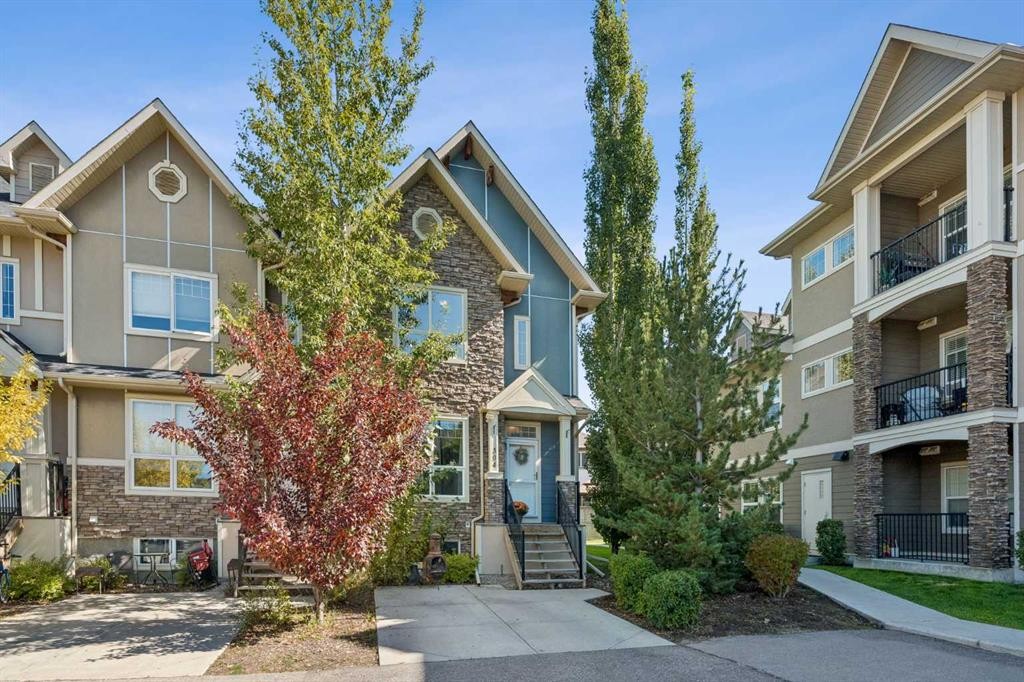 304 Cranfield Common Se, Calgary, AB