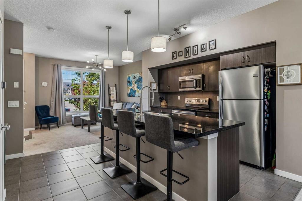 304 Cranfield Common Se, Calgary, AB