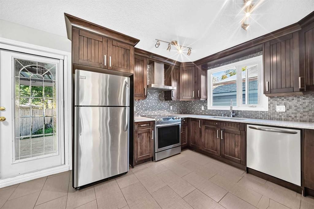2515 62 Street Ne, Calgary, AB